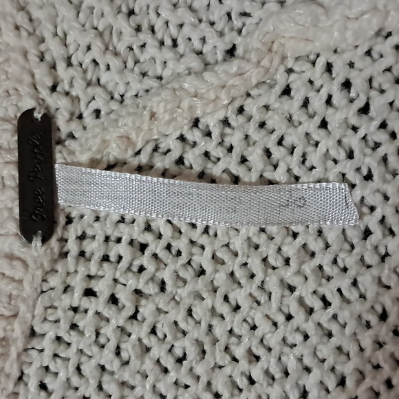 Free People V-Neck Snap Front Ivory Cream Shark Bite Hemline Sweater Cardigan L - Picture 6 of 9